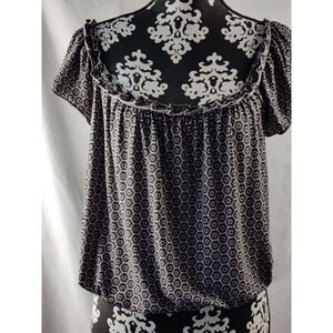Max Studio Floral‎ Boat Neck Ruffle Elastic Hem Top Blouse Black Womens Size S